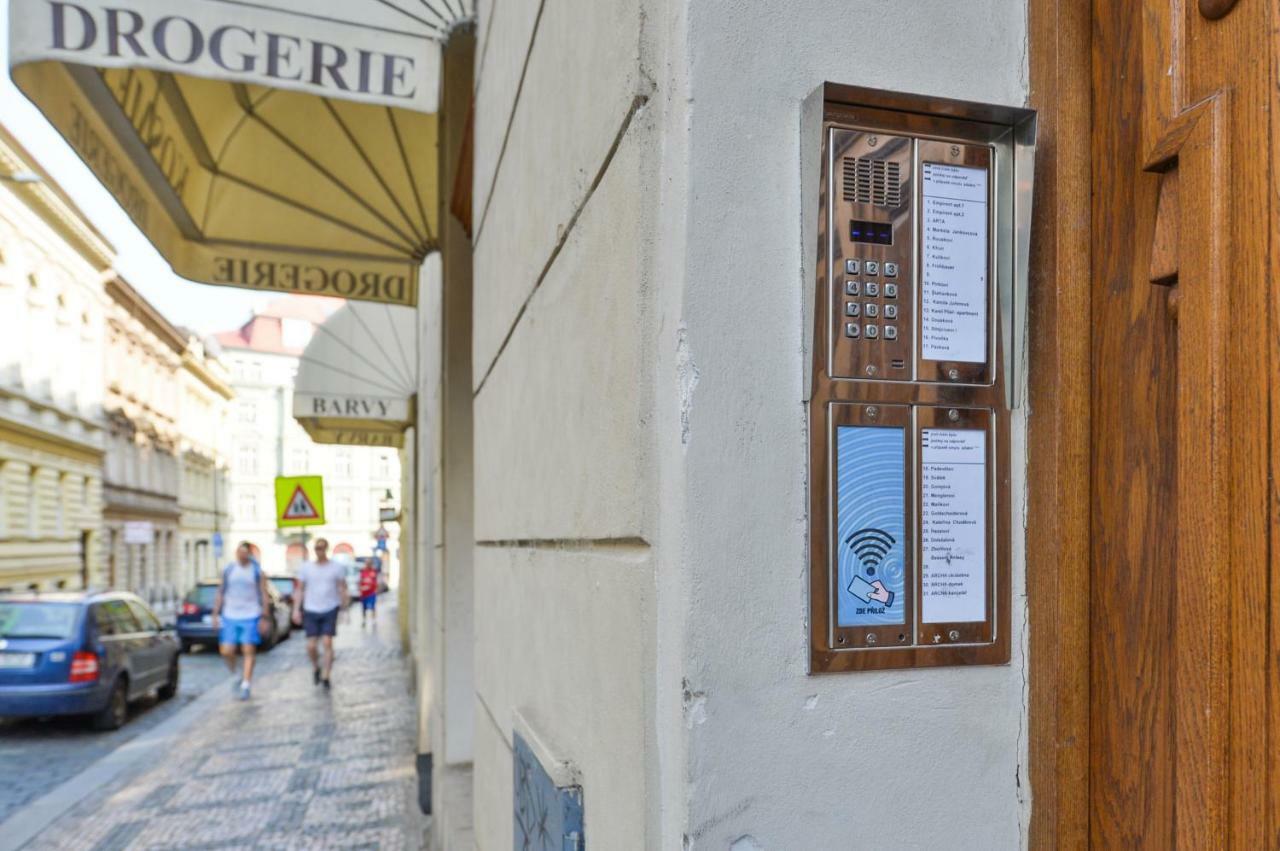 Glamour Frida Apartment Prague Exterior photo